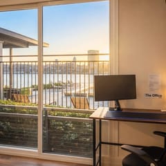 Gorgeous Lake View Suite | Gym, Pool & Workspace