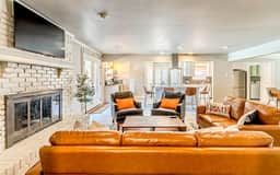 Private Dallas Resort - Pool & Hot Tub - Game Room - BBQ - Pool Table - Workspaces - Image 4