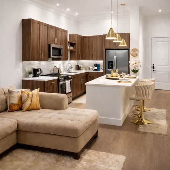 Luxury Executive Living  DART Rail  Workspace