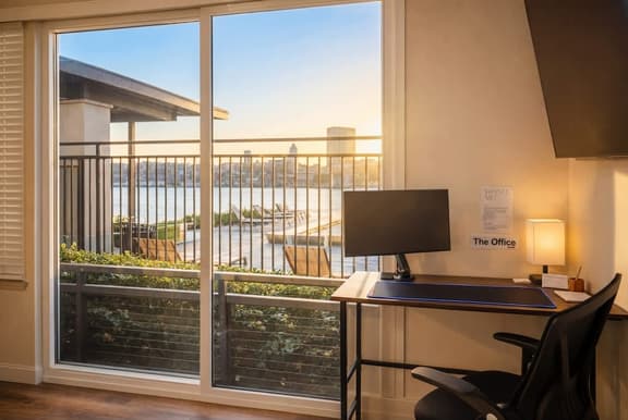 Gorgeous Lake View Suite | Gym, Pool & Workspace